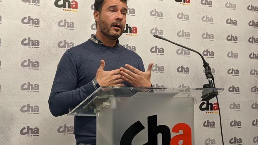 Chuaquín Bernal.