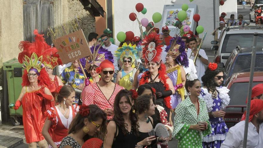 Carrozas, música y gastronomía en las fiestas de San Ginés en Rioseco