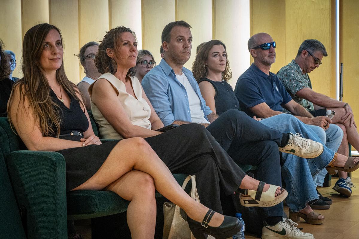 Bárbara Favant, jefa de fotogrtafía EL PERIÓDICO; Mabel Mas directora general de El PERIÓDICO; Francisco Cabezas, jefe de deportes de EL PERIÓDICO; Begoña González, protagonista y periodista de EL PERIÓDICO; Héctor Botí, protagonista del reportaje y Hugo Font protagonista del documental.