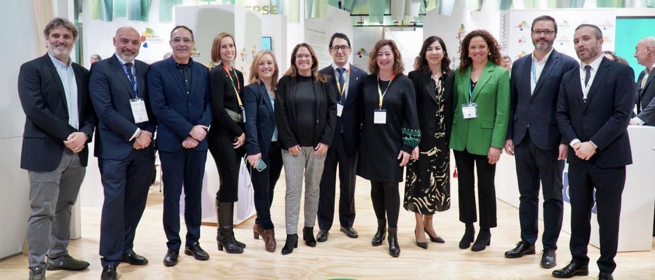 En el centro, Negueruela, Armegol, Rosana Morillo, Cladera, Hila y Miguel Sanz, ayer en la ITB.