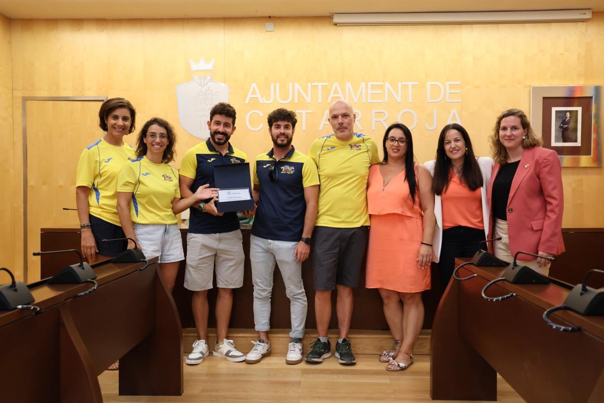 Acto de homenaje del Ayuntamiento de Catarroja al Club Sirenas.