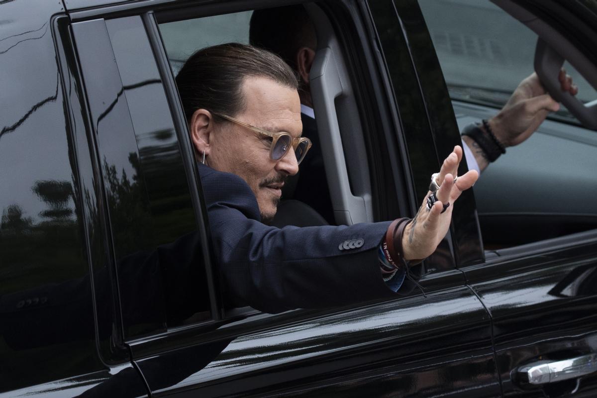Johhny Depp y Amber Heard, responsables de difamación mutua.