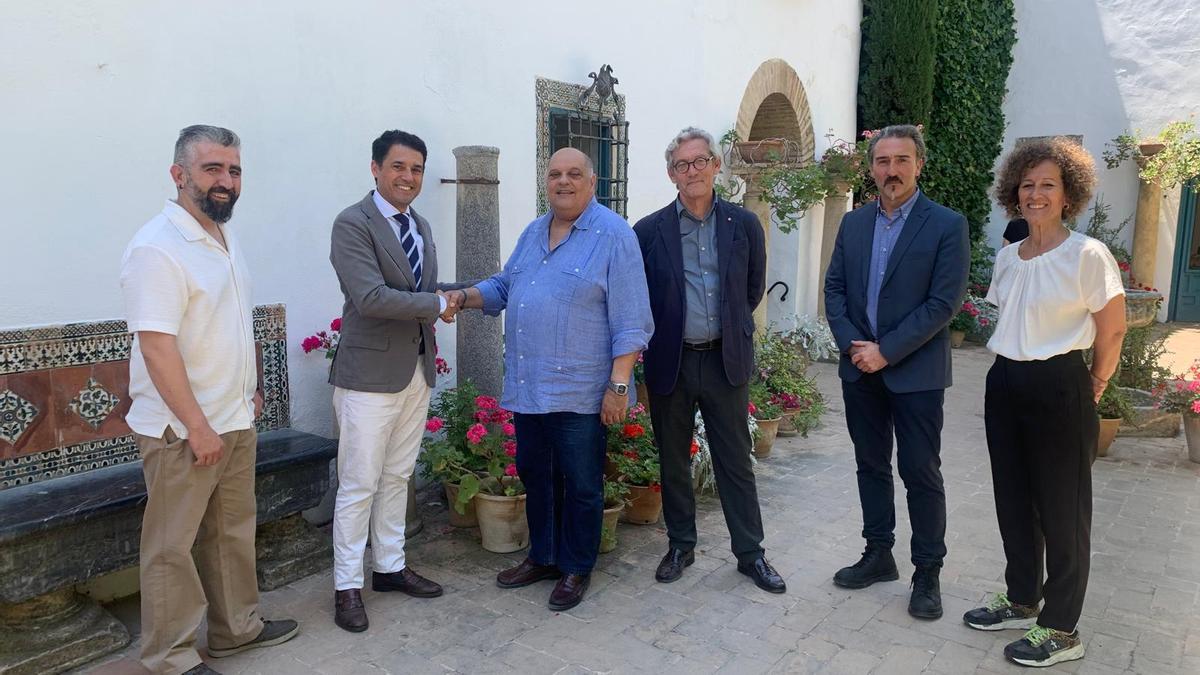 Un momento del acuerdo entre Fundación Cajasur y Secretariado Gitano