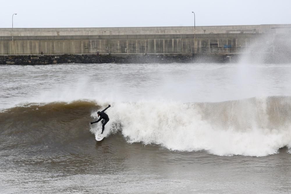 El temporal deja huella en la costa gozoniega