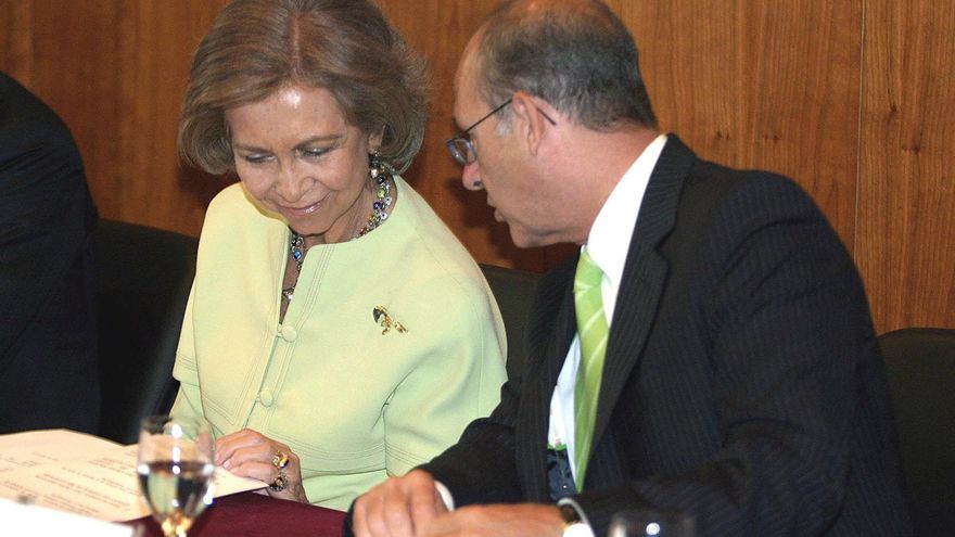 La Reina Sofía visita Elche para presidir el congreso internacional sobre enfermedades neurodegenerativas