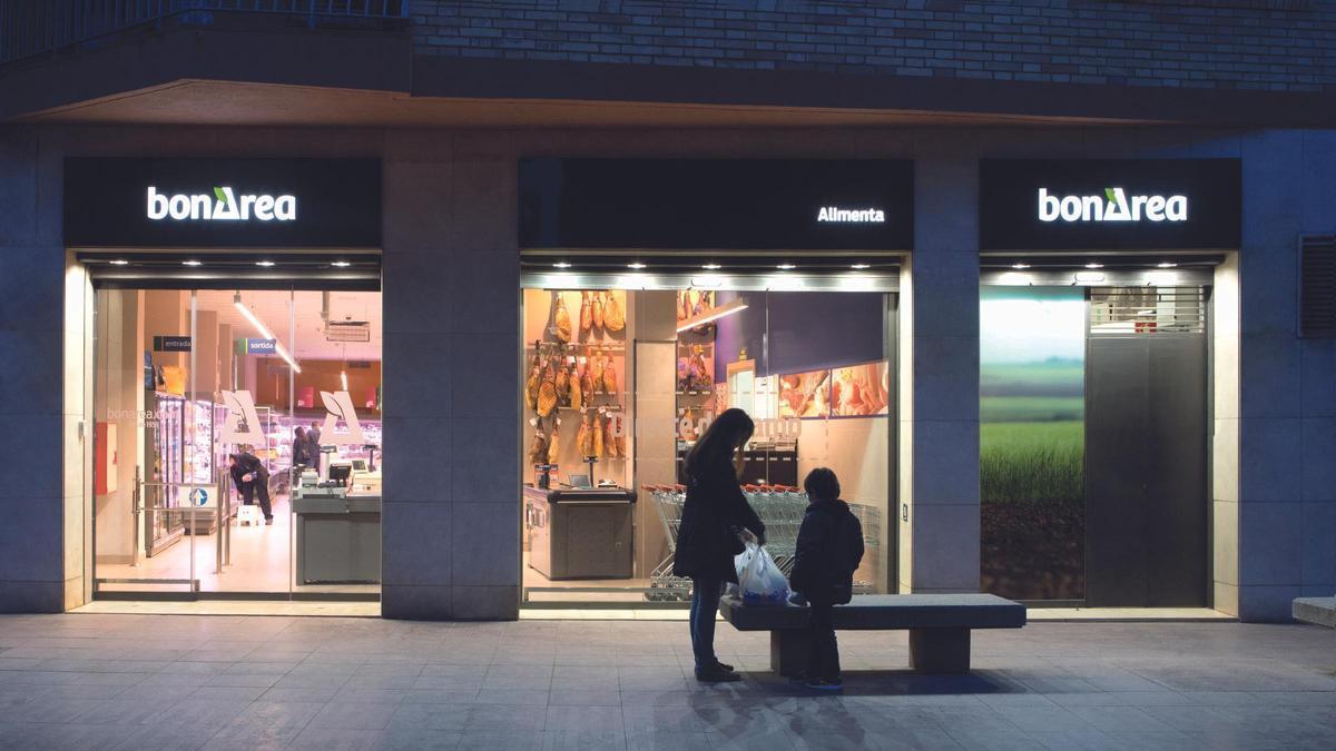 Un emblemático mercado de barrio en Zaragoza vuelve a la vida convertido en un bonÀrea