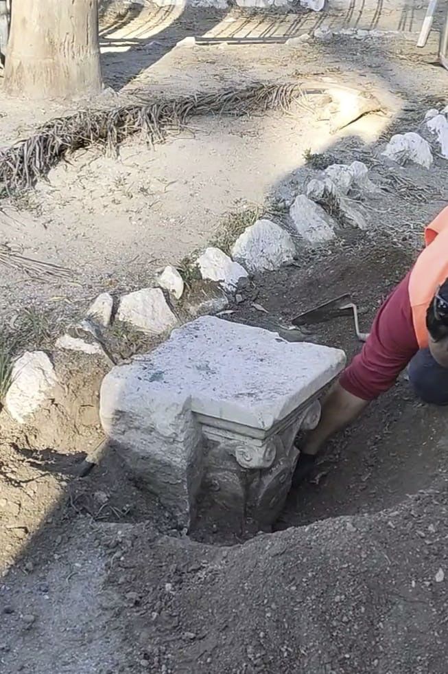 Columnas encontradas en los Baños del Carmen