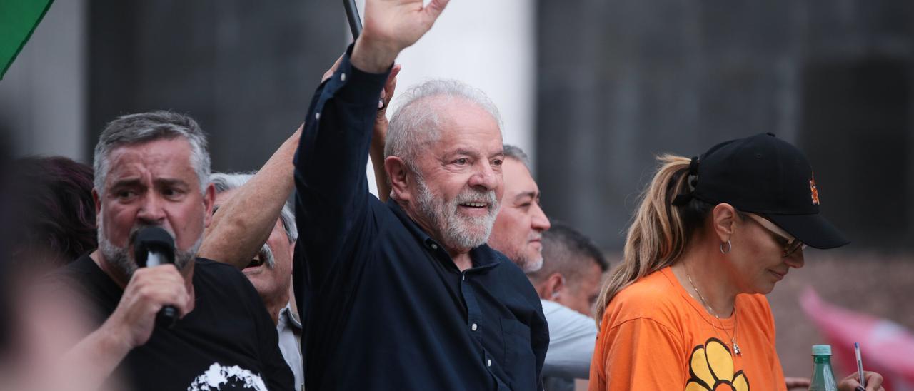 El presidente electo de Brasil, Lula da Silva, en Porto Alegre