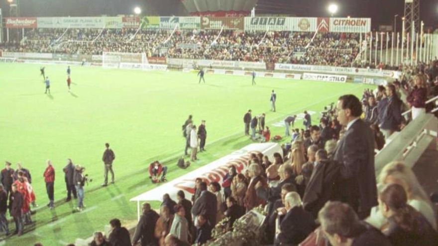 Imatge de l&#039;Estadi de Vilatenim durant el partit entre el Figueres i el Barça