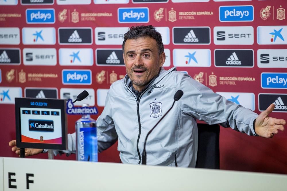 Luis Enrique da la lista de convocados por la ...