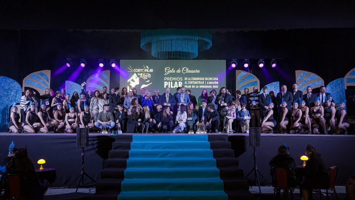 Foto de familia en la gala de entrega de los premios de Cortopilar