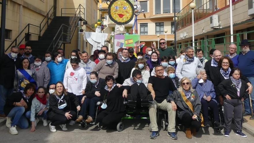 El Centro Ocupacional de Segorbe quema su falla