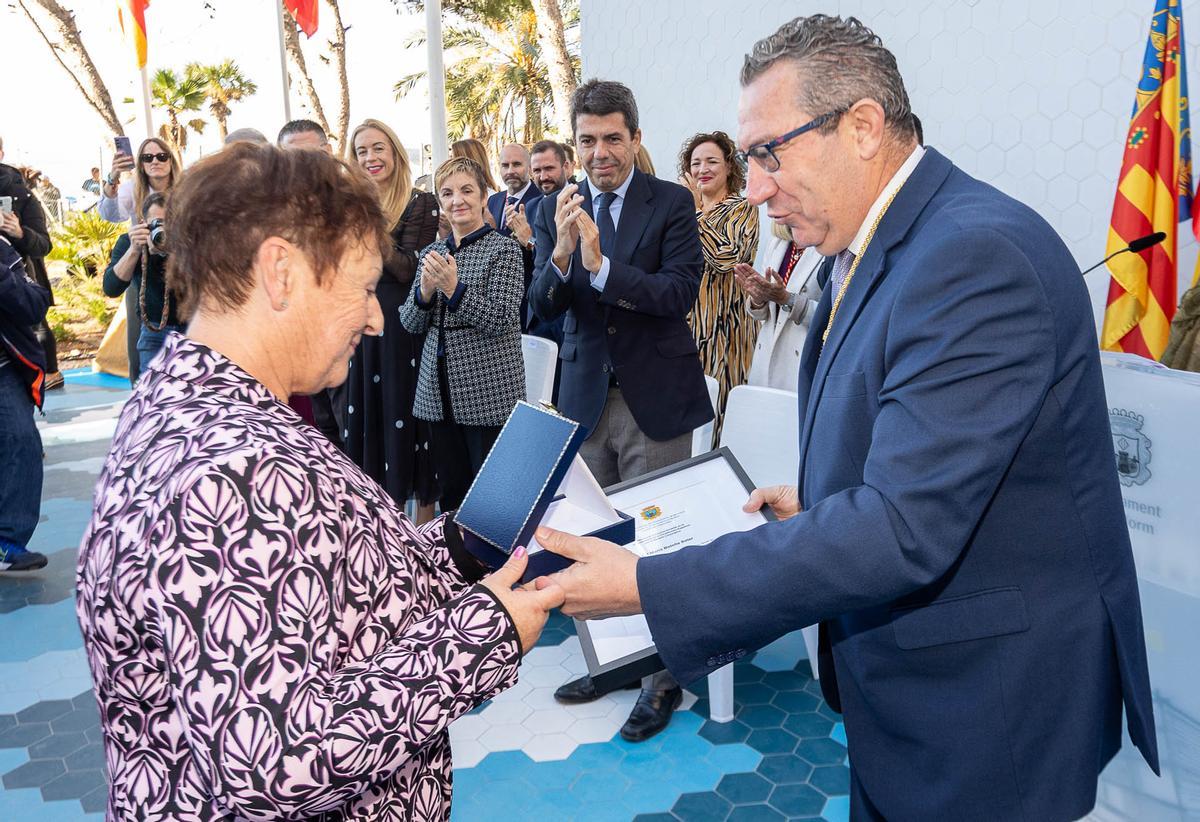 Mazón celebra el Día de la Constitución en Benidorm