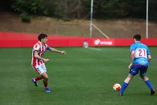 En imágenes: así fue la jornada de Tercera División en Asturias