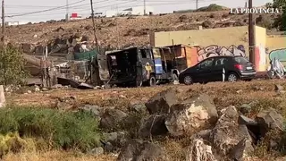 Furgón calcinado en Ojos de Garza