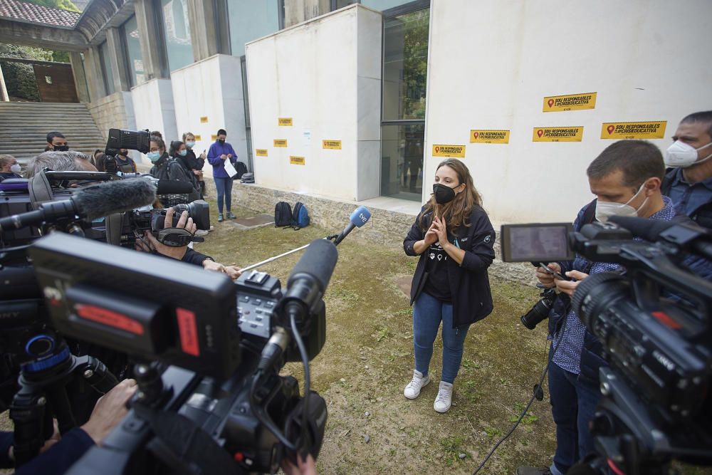 Estudiants de la UdG ocupen el rectorat