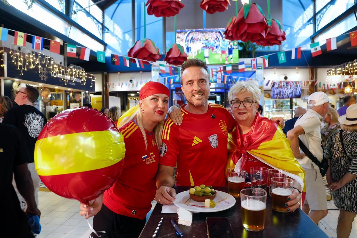 El ambiente del España-Portugal en Córdoba, en imágenes