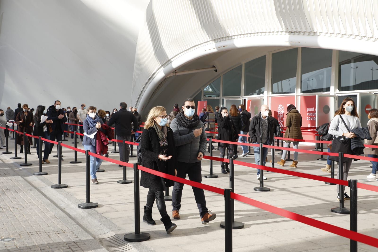 Reabre el vacunódromo de la Ciudad de las Artes en València para las terceras dosis