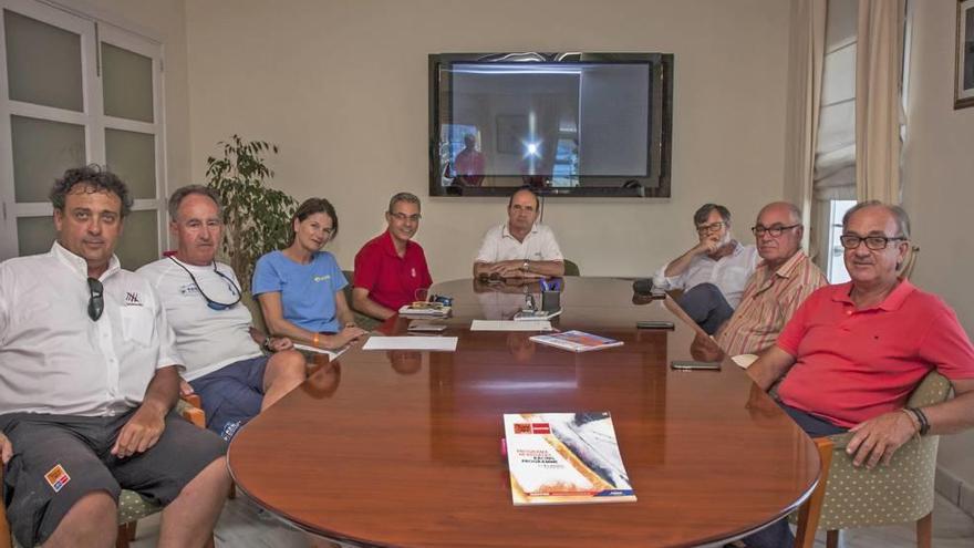 Reunión de la junta de clubes náuticos