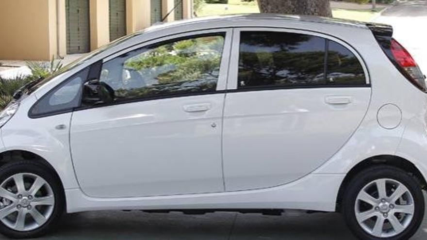 El Peugeot iOn, modelo 100% eléctrico sin emisiones