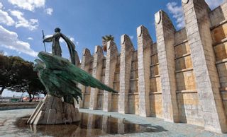 El Estado actuará si la capital blinda el Monumento a Franco