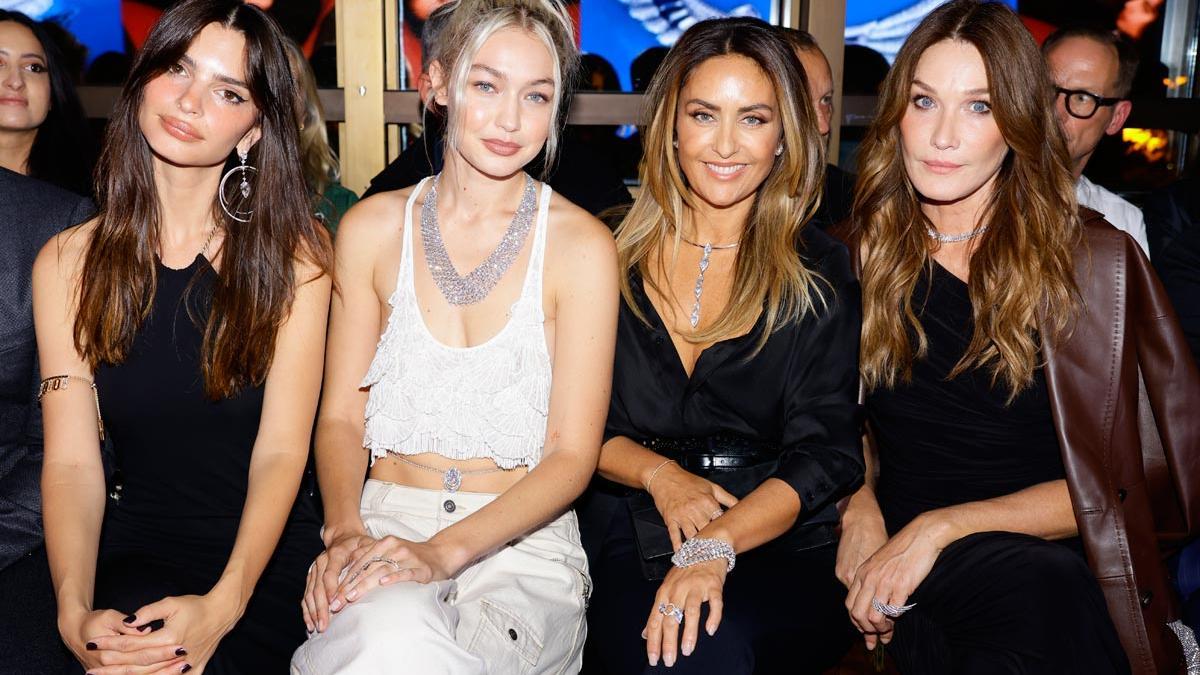 Emily Ratajkowski, Gigi Hadid, Valérie Messika y Carla Bruni, juntas en el 'front row' de Messika