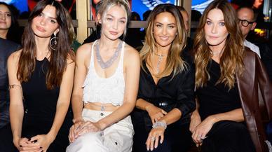 Naomi Campbell, Gigi Hadid, Carla Bruni... el desfile de Messika que iluminó la Semana de la Moda de París