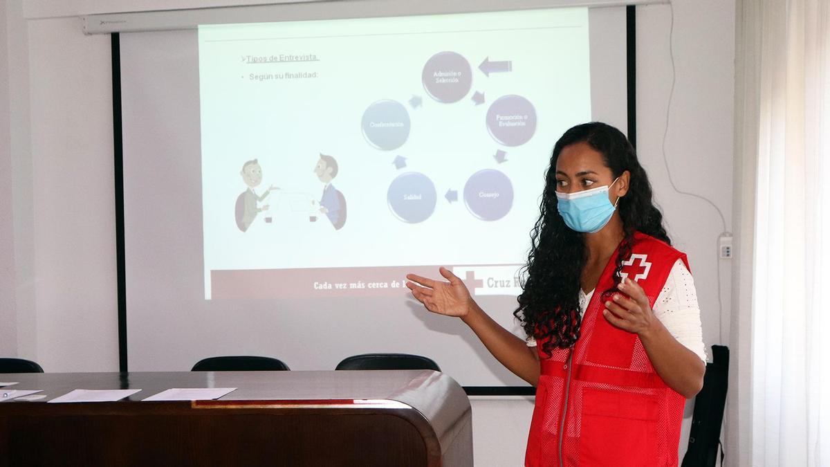 Cruz Roja durante uno de los talleres del Plan Empleo