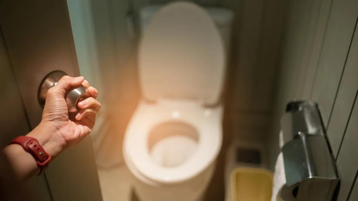 Despertarse en la noche para ir al baño es un padecimiento más común de lo que parece