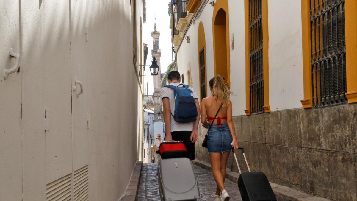 Turistas por las calles de Córdoba.