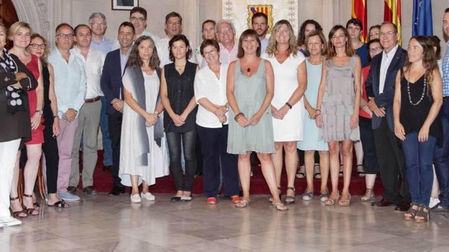 Foto de familia del segundo Consell de Salut celebrado en lo que llevamos de legislatura que contó con la asistencia de la presidenta Francina Armengol.