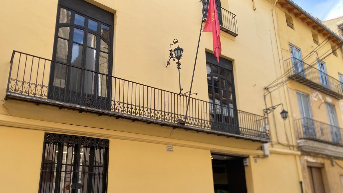 Fachada de la Casa de la Juventud de Xàtiva.