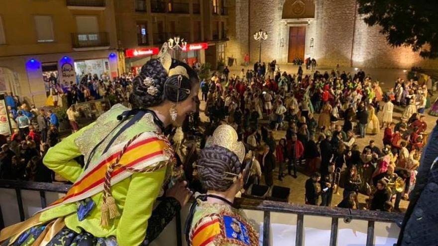 Las falleras mayores de Carcaixent en la «Crida» celebrada en 2020. | LEVANTE-EMV