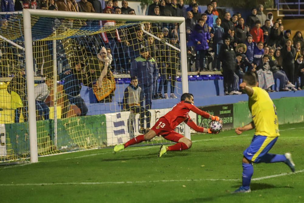 El Orihuela roza la hazaña ante el Villarreal