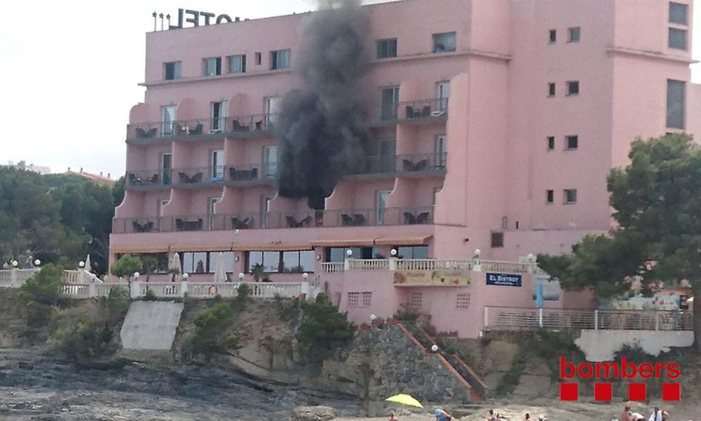 Incendi d'un hotel a Llançà