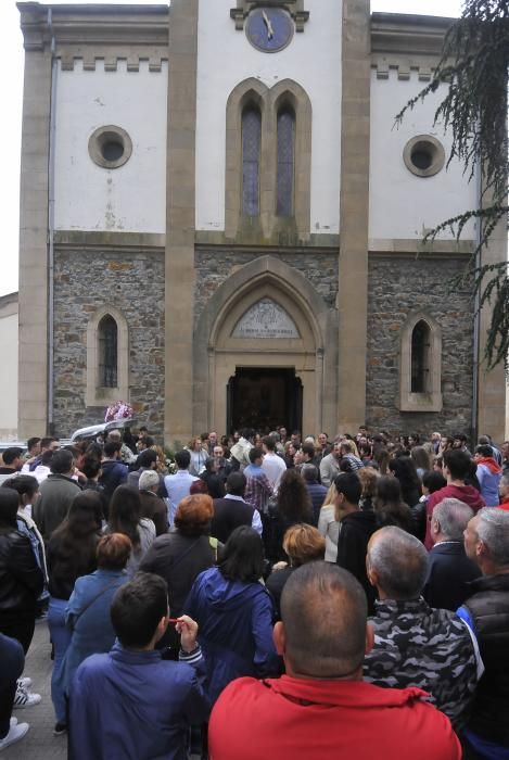 Funeral en Laviana por Marta Pérez, la joven de 17 años fallecida en accidente de tráfico.