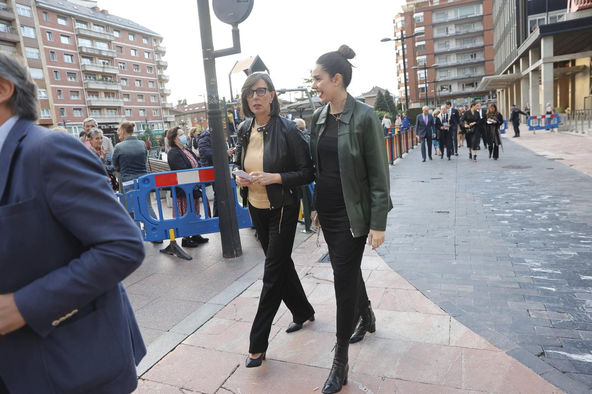 EN IMÁGENES: La Familia Real asiste en Oviedo al concierto de los premios "Princesa de Asturias"