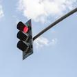 DGT | Cuál es la multa por saltarse un semáforo en rojo