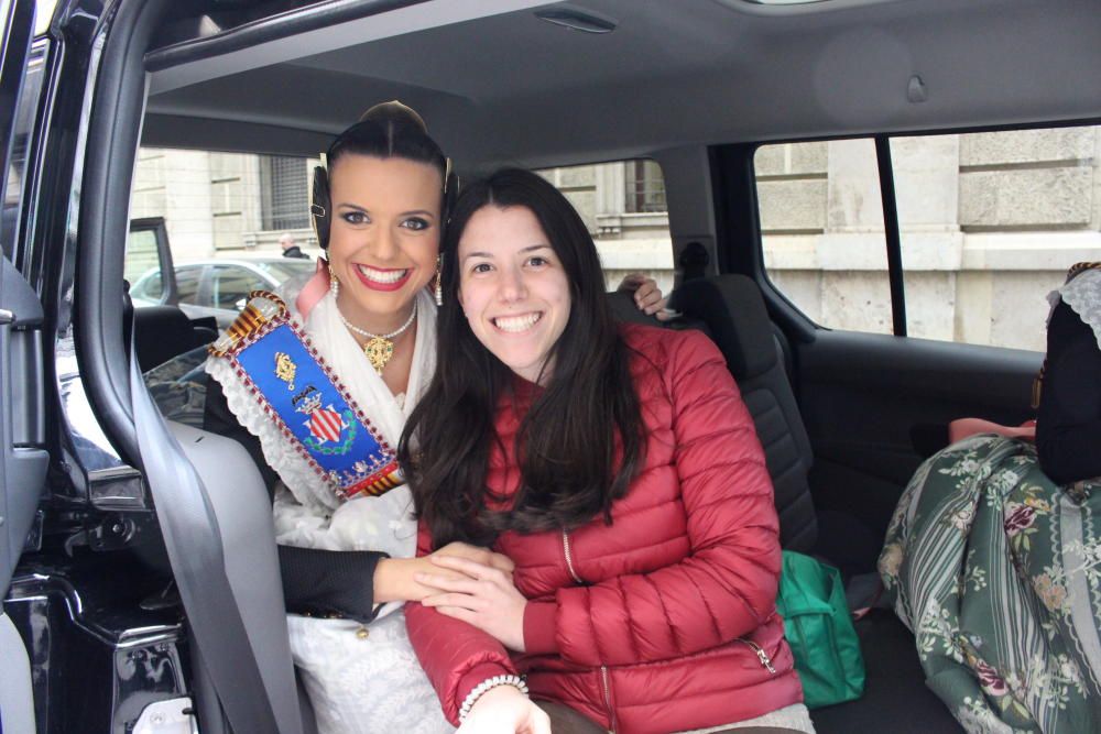 Las hermanas Rivero, en el coche oficial. Elena está ahora en la corte pero antes, en 2015, lo hizo su hermana menor, Sara.