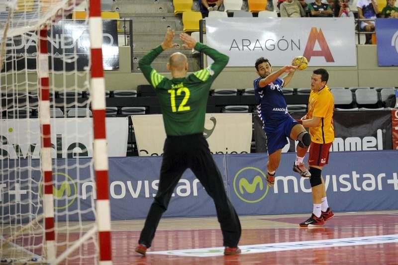 Fotogalería del BM Aragón contra el Barcelona