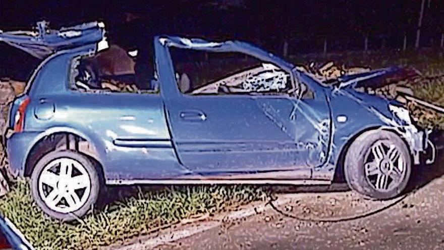 Estado en el que quedó el coche accidentado.