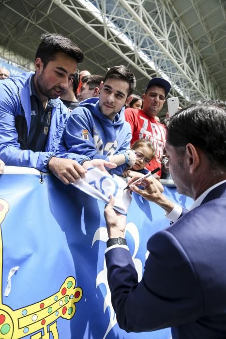 Presentación de Fernando Hierro como entrenador del Real Oviedo