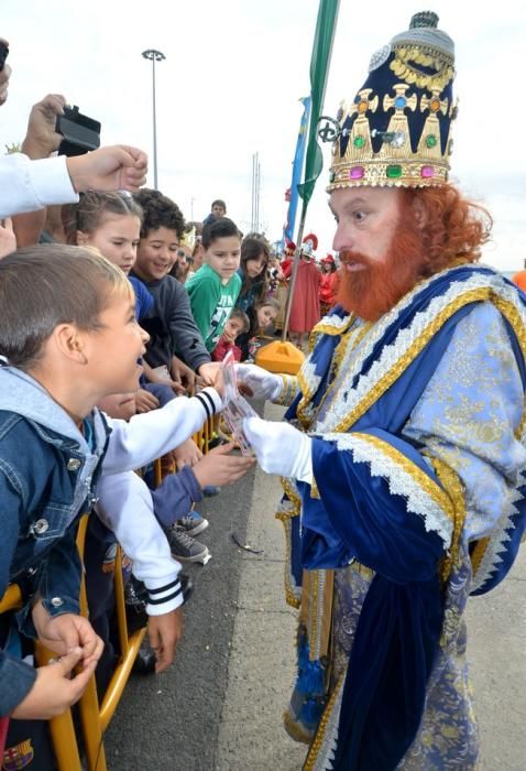 REYES MAGOS LLEGADA BARCO