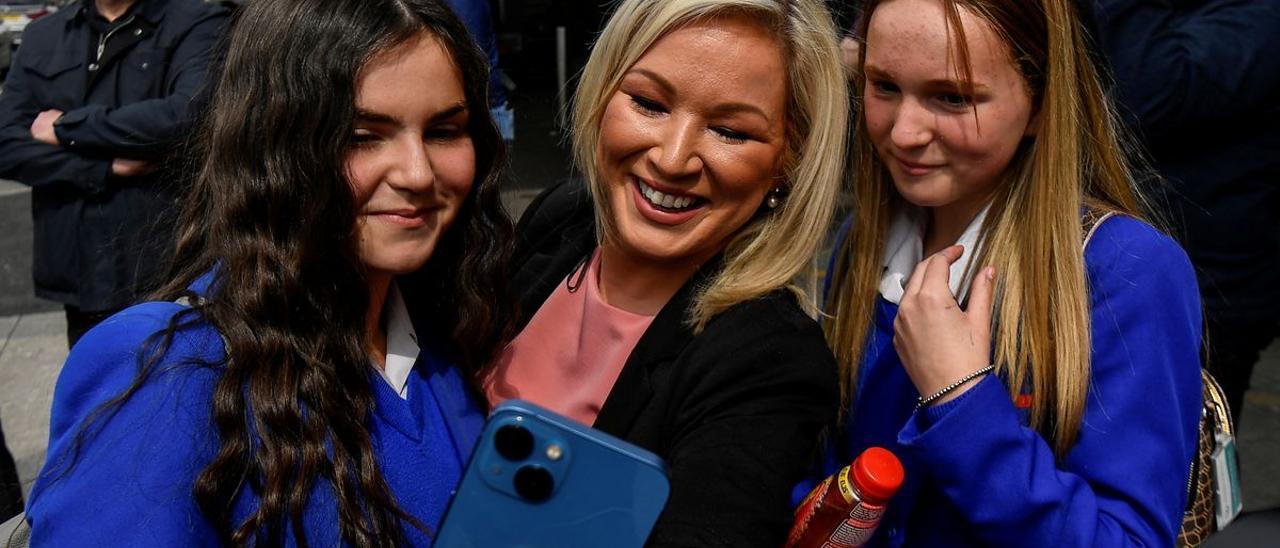 La candidata del Sinn Féin a las elecciones de Irlanda del Norte, Michelle O’Neill.