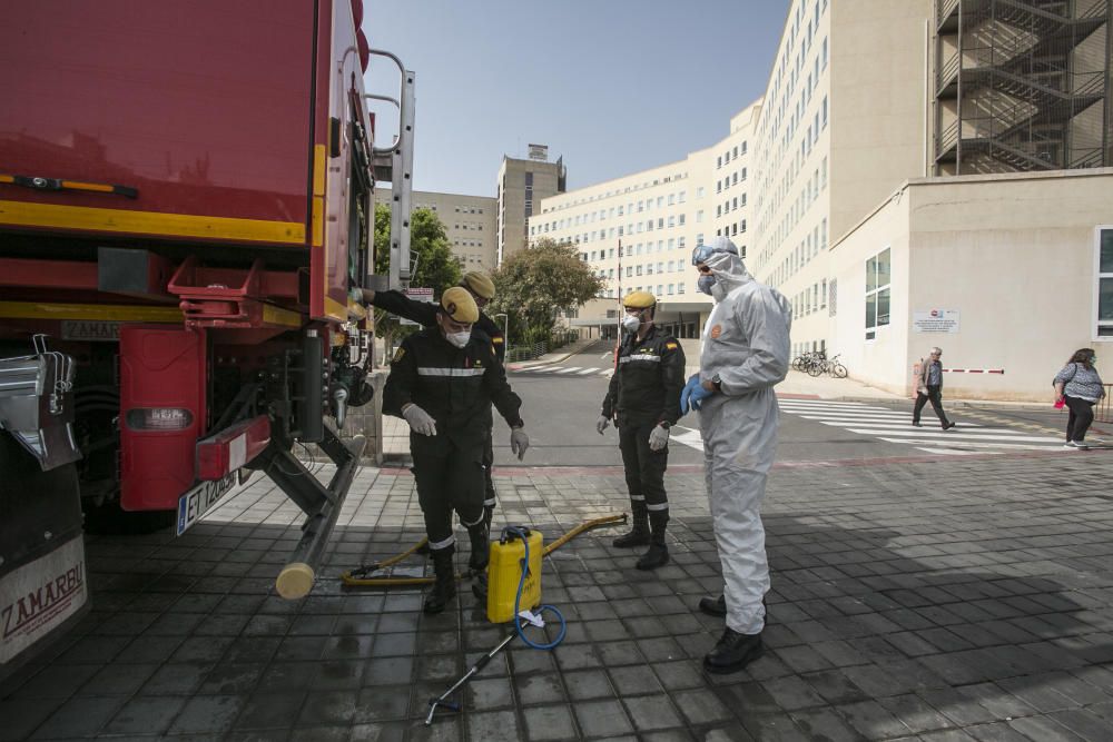 Trabajos de la UME en la Estacion de Renfe, Luceros y Hospital General de Alicante