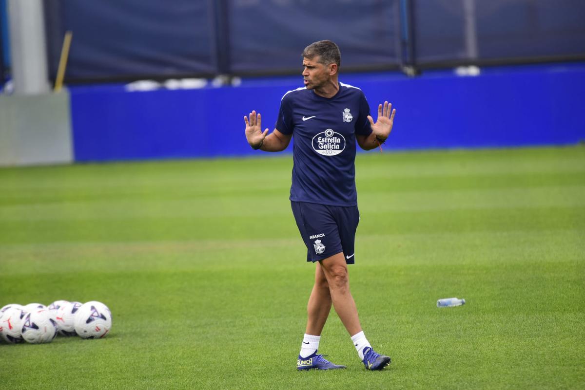 Primer entrenamiento de Aubameyang con el Deportivo Primer entrenamiento de Aubameyang con el Deportivo