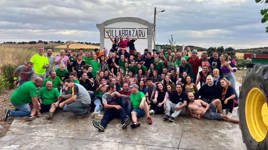 Villabrázaro se vuelca con la Magdalena