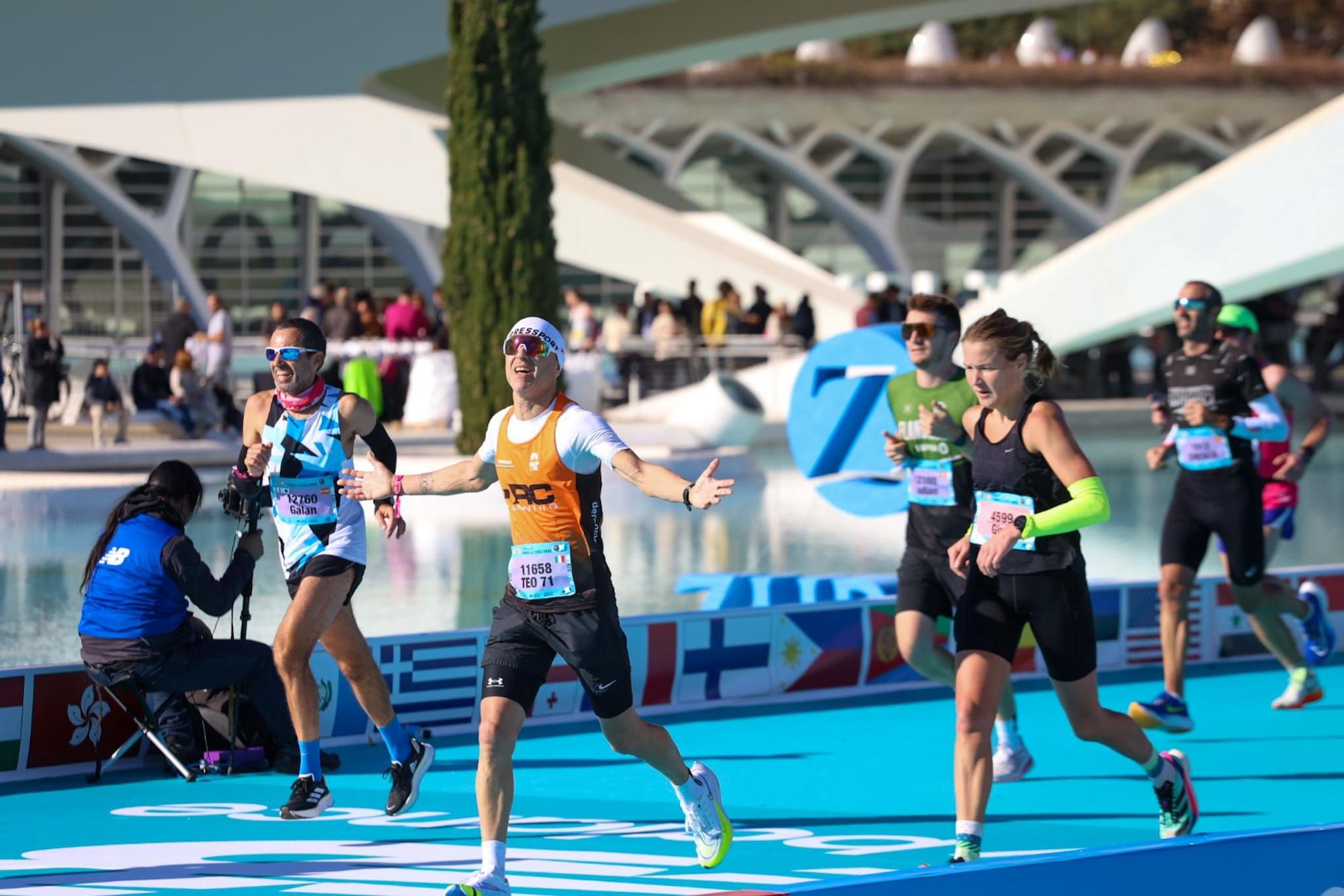 Búscate en el Maratón de València 2023