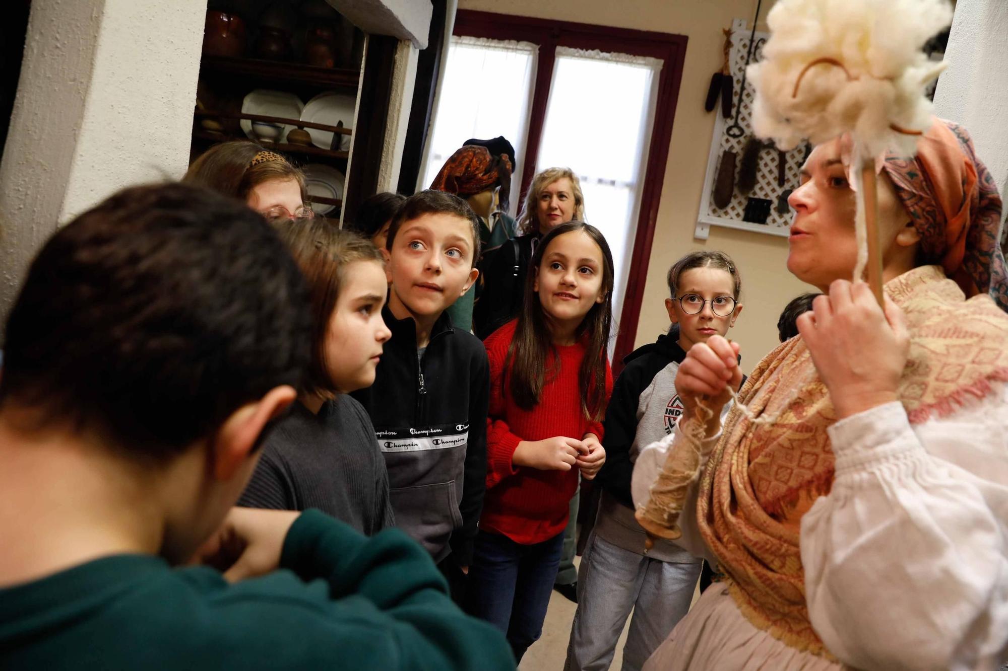 EN IMÁGENES: Así fue la primera visita a L'Aula Didáutica de Cultura Popular de Llaranes