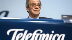 El president de {Telefónica}, César Alierta, el maig passat, en una junta d’accionistes.